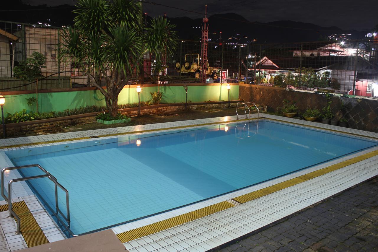 Permata Alam Hotel Puncak Exterior photo